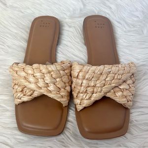 ⭐️A NEW DAY | RAFFIA SANDALS | Size 9⭐️